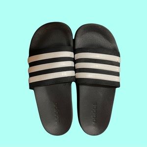 Adidas Unisex Sandals Size 6